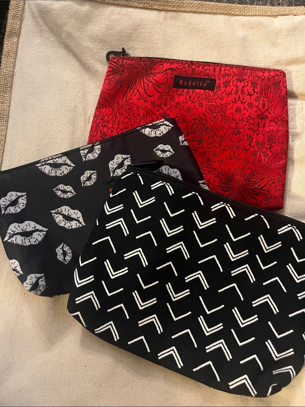 Modella Red Floral, Thirty one Zig Zag, Lip Cosmetic Pouch Trio Cosmetic 104
